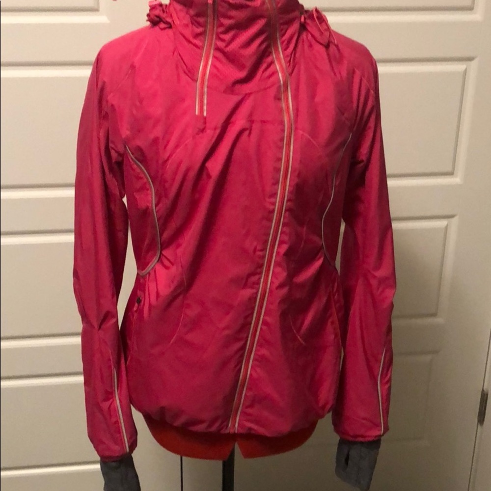 Women’s running jacket